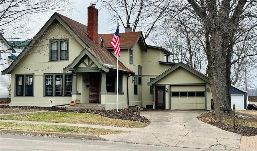 309 Harriman Ave N, Amery, WI 54001 - 4 Beds, 2 Bath