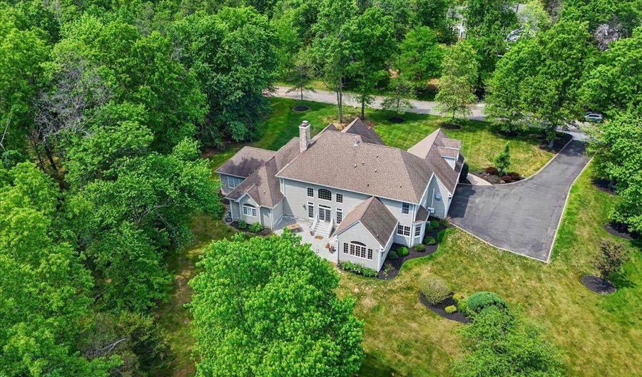 3 RAYMOND Ln, Belle Mead, NJ 08502 - 4 Beds, 5 Bath