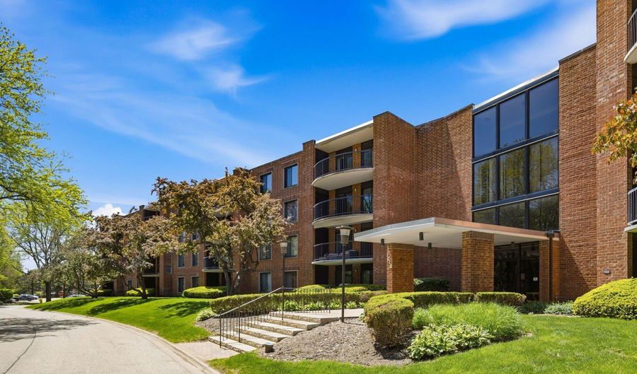 1615 E Central Rd 113B, Arlington Heights, IL 60005 - 1 Beds, 1 Bath