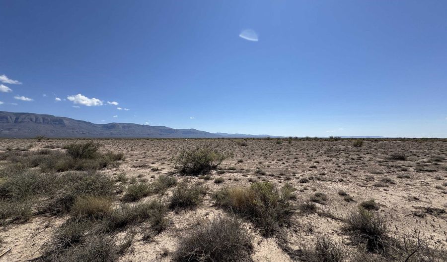 Lot 13 Anillo Del Oeste, Alamogordo, NM 88310 - 0 Beds, 0 Bath