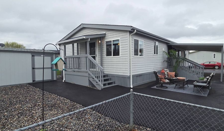 300 SW 7th Ave 812, Battle Ground, WA 98604 - 3 Beds, 2 Bath