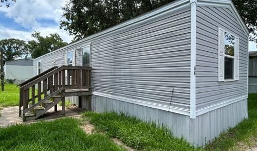 775 STEELE Rd 44, Alvin, TX 77511 - 2 Beds, 2 Bath