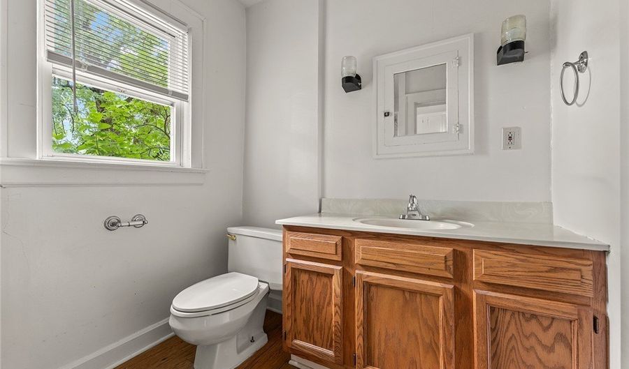 241 Wheeler St, Akron, OH 44304 - 4 Beds, 2 Bath