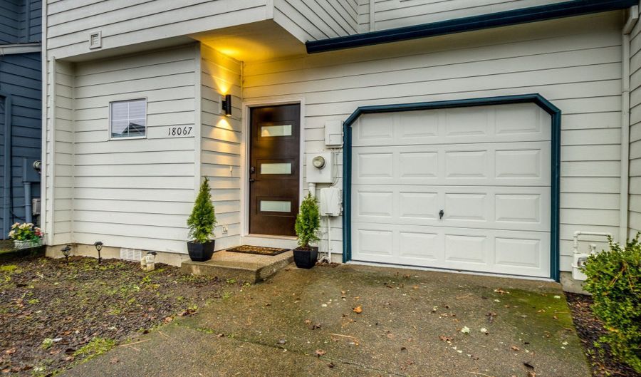 18067 SW NIKS Dr, Beaverton, OR 97003 - 3 Beds, 2 Bath