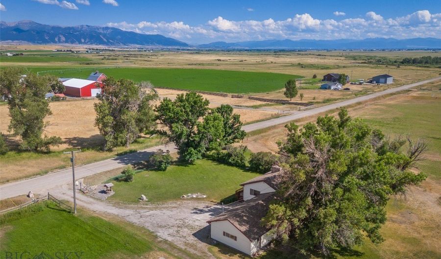 5857 Swamp Rd, Belgrade, MT 59714 - 2 Beds, 1 Bath