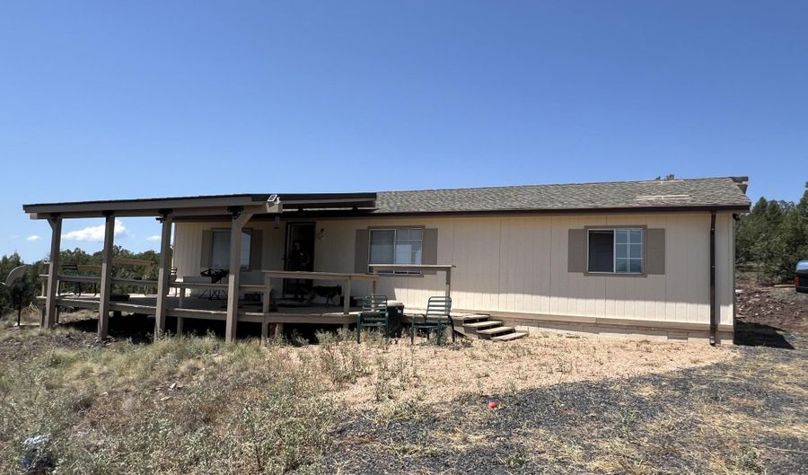 1496 W Picacho Dr, Ash Fork, AZ 86320 - 3 Beds, 2 Bath