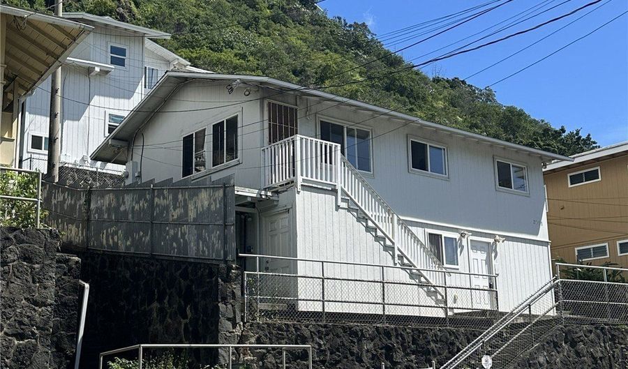 2001 10th Ave, Honolulu, HI 96816 - 0 Beds, 0 Bath