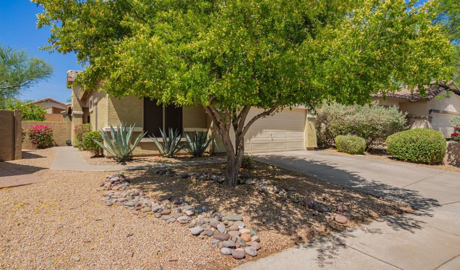 40269 N PATRIOT Way, Anthem, AZ 85086 - 3 Beds, 2 Bath