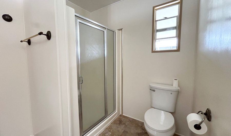 2280 E Valley Pkwy 8, Escondido, CA 92027 - 2 Beds, 2 Bath