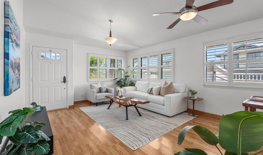 91-1034 Kanio St, Kapolei, HI 96707 - 2 Beds, 2 Bath