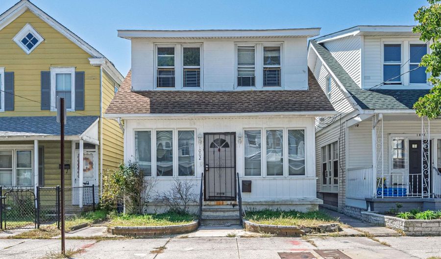 1002 N Michigan Ave, Atlantic City, NJ 08401 - 4 Beds, 2 Bath