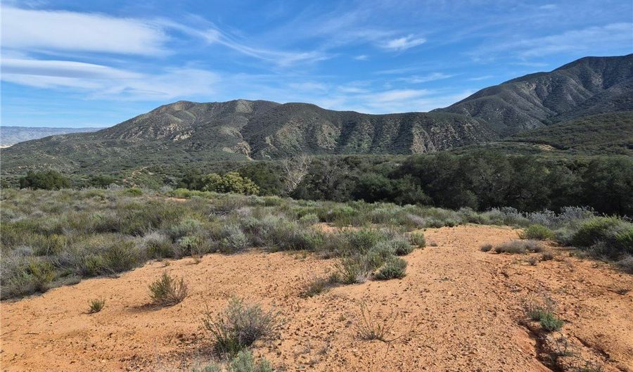 39325 Highway 79, Aguanga, CA 92536 - 4 Beds, 2 Bath