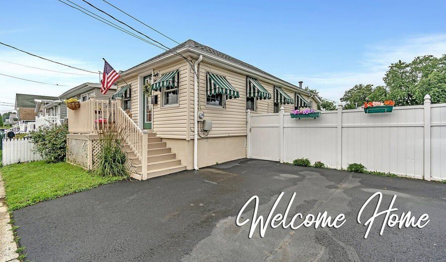 77 Navesink Ave, North Middletown, NJ 07748 - 2 Beds, 2 Bath