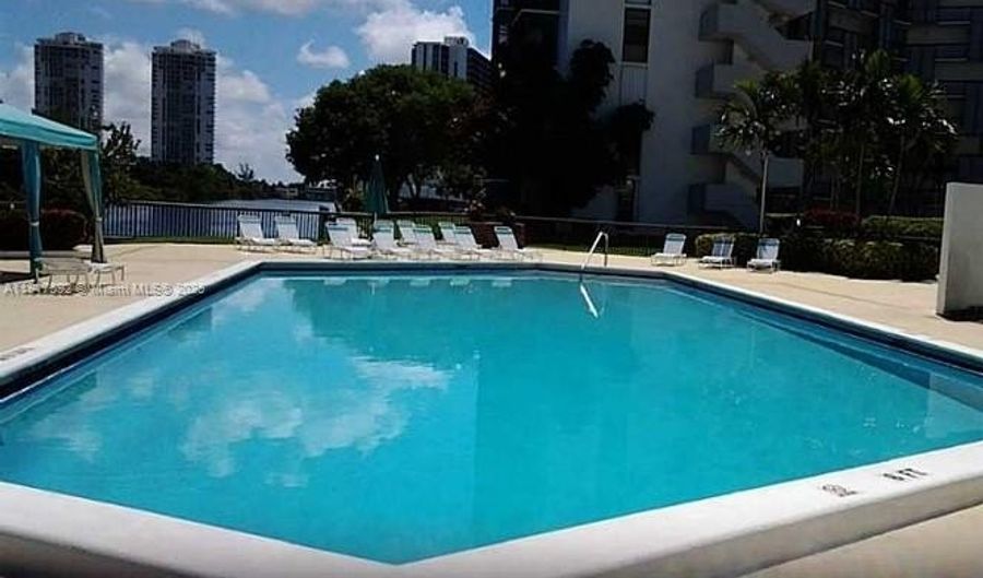 3475 N Country Club Dr 514, Aventura, FL 33180 - 1 Beds, 1 Bath