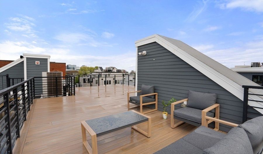 111 B St 8, Boston, MA 02127 - 3 Beds, 3 Bath