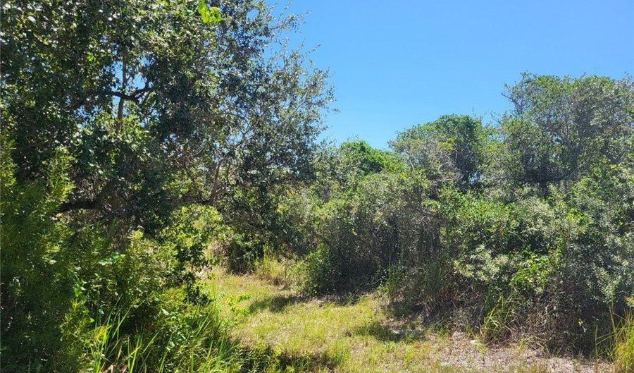 1051 Jacoby St, Aransas Pass, TX 78336 - 4 Beds, 2 Bath