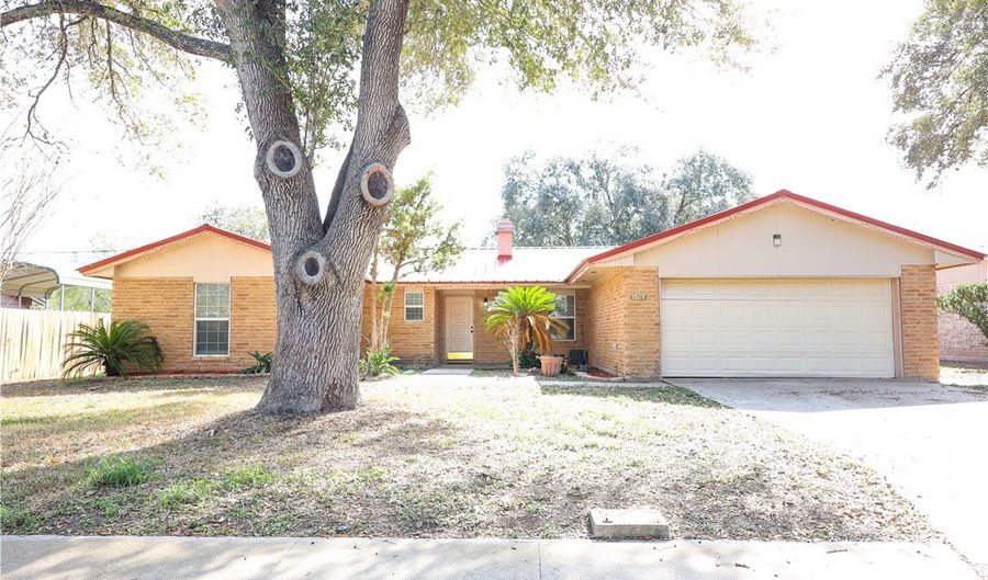 1304 Ebony, Alice, TX 78332 - 3 Beds, 2 Bath