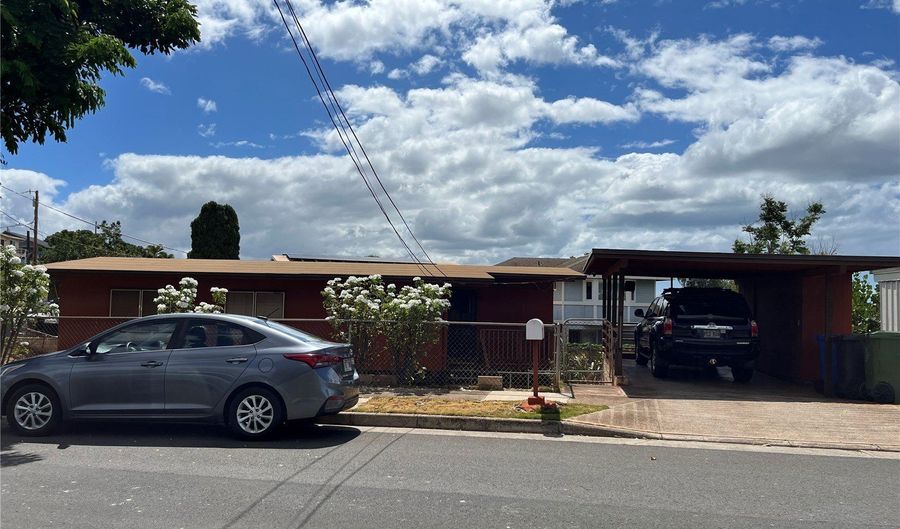 92-611 Newa St, Kapolei, HI 96707 - 3 Beds, 1 Bath