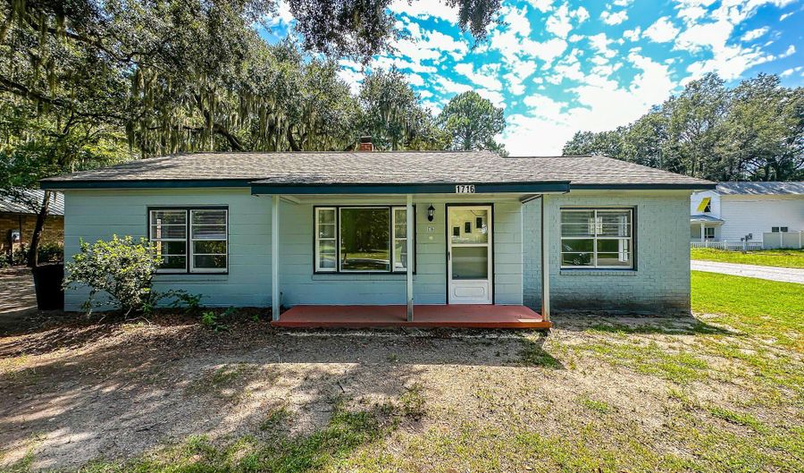 1716 Lafayette St, Beaufort, SC 29902 - 3 Beds, 1 Bath