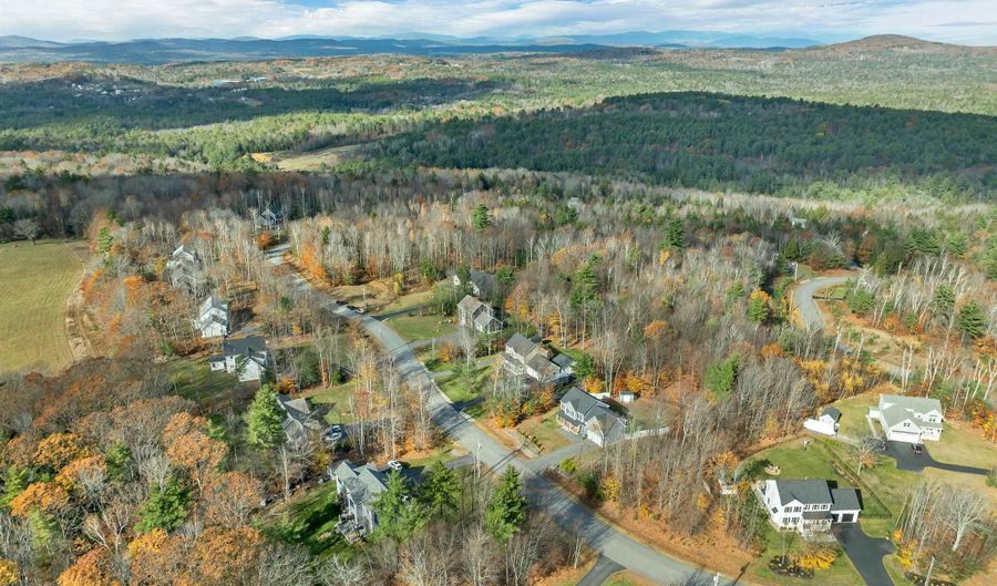 126 Aiden Cir, Belmont, NH 03220 - 3 Beds, 3 Bath