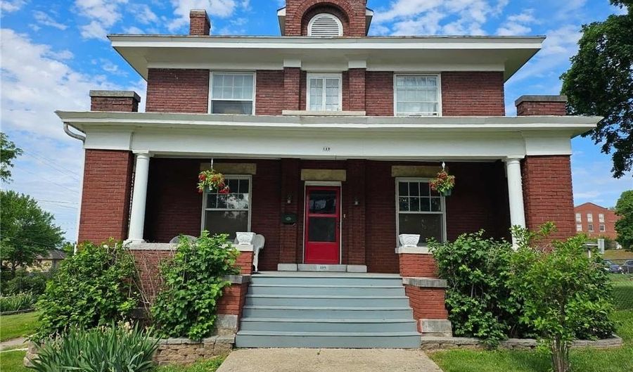 119 N 14th St, Atchison, KS 66002 - 4 Beds, 2 Bath