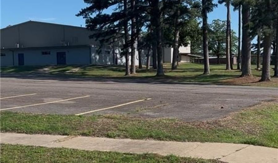 208 Crumpler St, Altus, AR 72821 - 0 Beds, 0 Bath
