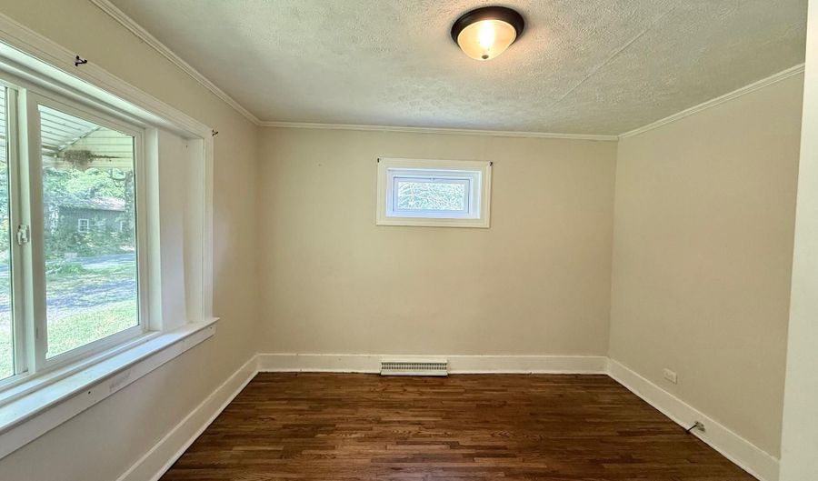 1422 GOOD HOPE CHURCH Rd, Aroda, VA 22709 - 2 Beds, 1 Bath