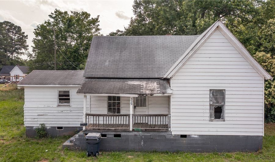 329 F St, Anderson, SC 29625 - 2 Beds, 1 Bath