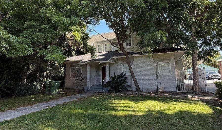 1188 W 28th, Los Angeles, CA 90007 - 13 Beds, 8 Bath