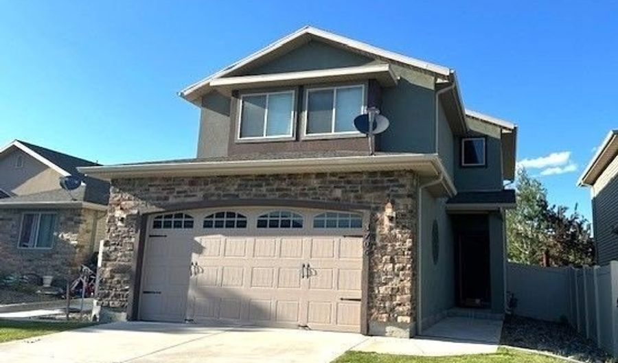 3706 Autumn Colors Dr, Elko, NV 89801 - 3 Beds, 3 Bath