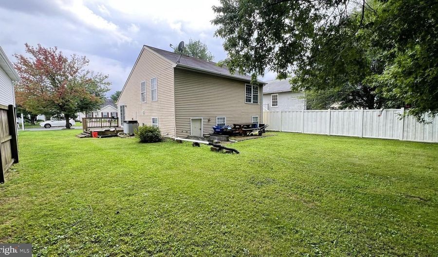 363 STRATFORD Ave, Aberdeen, MD 21001 - 3 Beds, 2 Bath