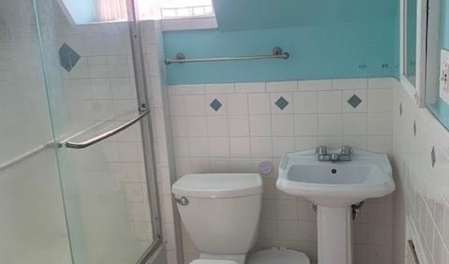 114 W 5TH St 3, Bayonne, NJ 07002 - 2 Beds, 1 Bath