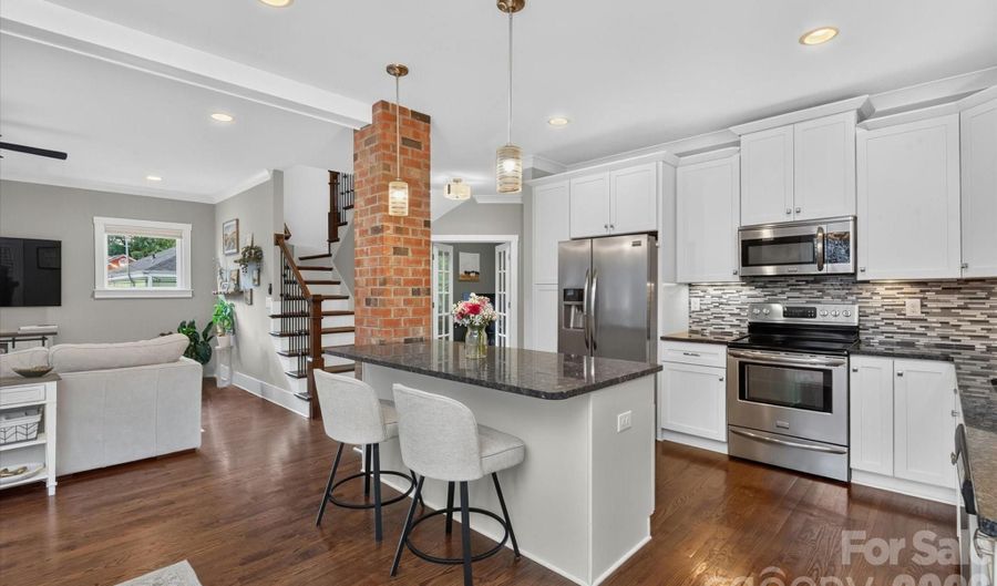 2714 Duncan Ave, Charlotte, NC 28205 - 4 Beds, 3 Bath