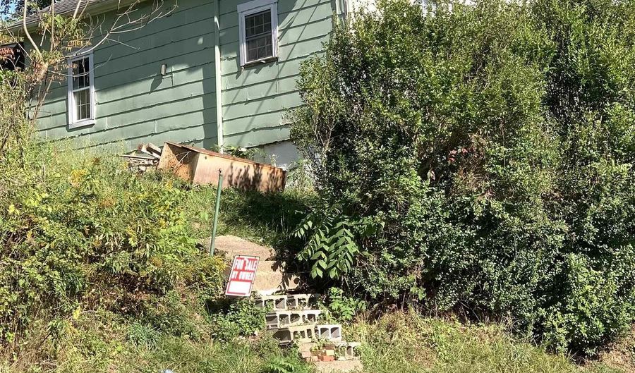 2589 Philippi Pike, Anmoore, WV 26323 - 2 Beds, 1 Bath