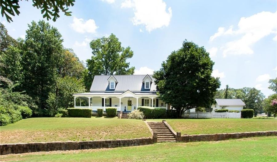2345 Seagraves Mill Rd, Hull, GA 30646 - 5 Beds, 3 Bath