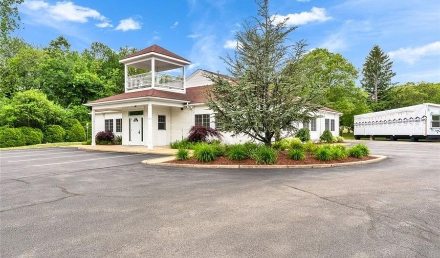 13 Liena Rose Way, Coventry, RI 02816 - 2 Beds, 2 Bath