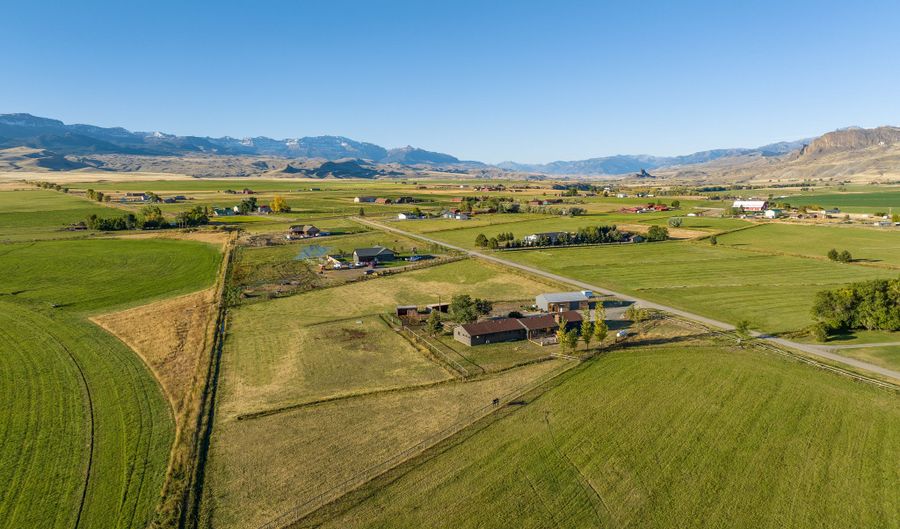 30 Carter Mountain Rd, Cody, WY 82414 - 5 Beds, 4 Bath