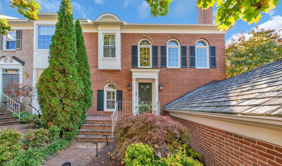 8313 RISING RIDGE Way, Bethesda, MD 20817 - 4 Beds, 5 Bath