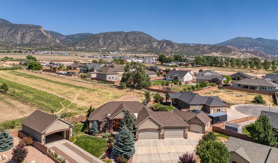 63 W 2875 Cir, Cedar City, UT 84721 - 6 Beds, 3 Bath