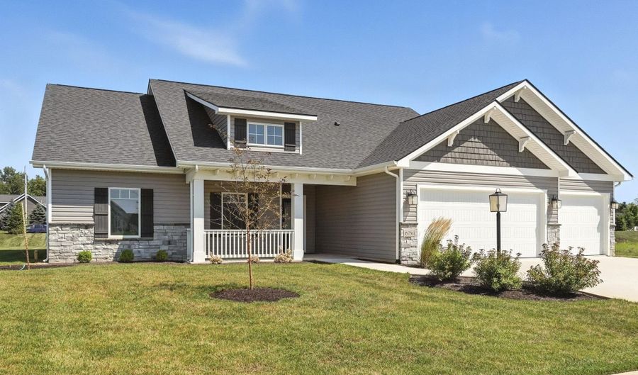 18780 Eisley Cv, Auburn, IN 46706 - 3 Beds, 2 Bath