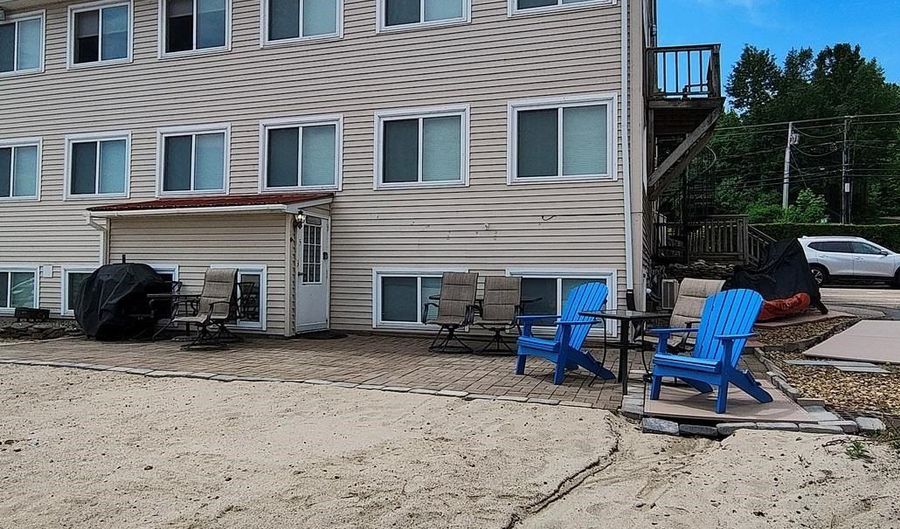 208 W Shore Rd 5, Bristol, NH 03222 - 2 Beds, 1 Bath