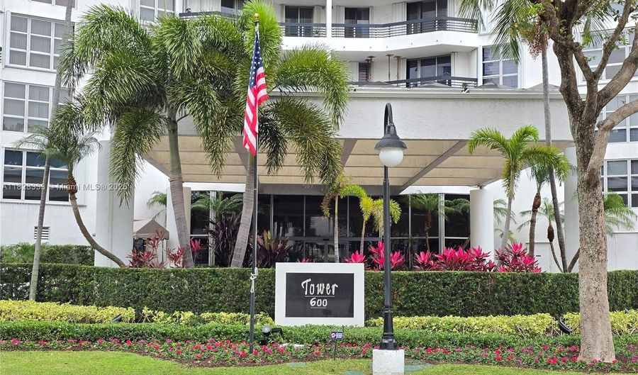 3400 NE 192nd St 510, Aventura, FL 33180 - 2 Beds, 2 Bath