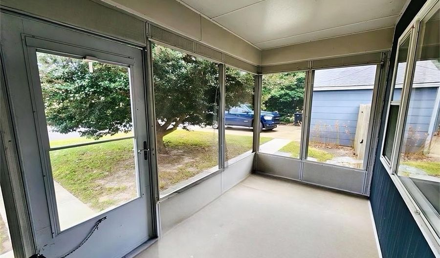 10 Point Pleasant, Beesleys Point, NJ 08223 - 3 Beds, 2 Bath