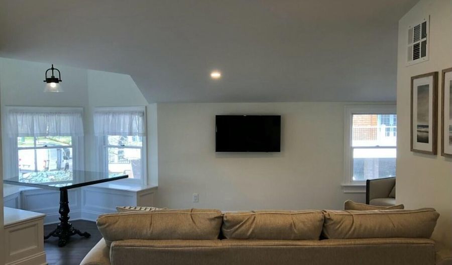 68 Bridge Ave, Bay Head, NJ 08742 - 2 Beds, 1 Bath