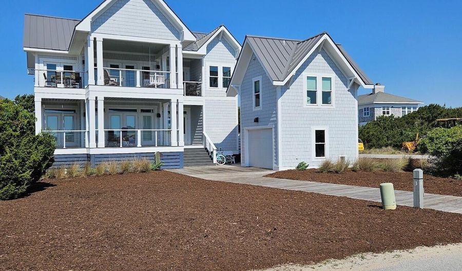 3 Sandspur Trl, Bald Head Island, NC 28461 - 6 Beds, 6 Bath