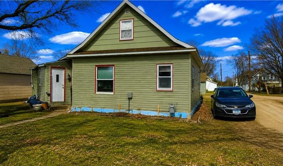 131 E Schlieman Ave, Appleton, MN 56208 - 2 Beds, 1 Bath