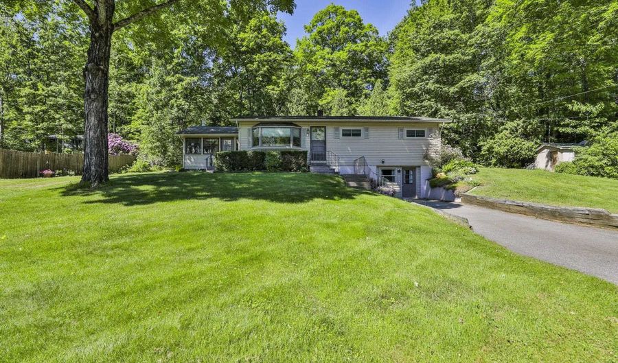2 Dove St, Boscawen, NH 03303 - 3 Beds, 1 Bath