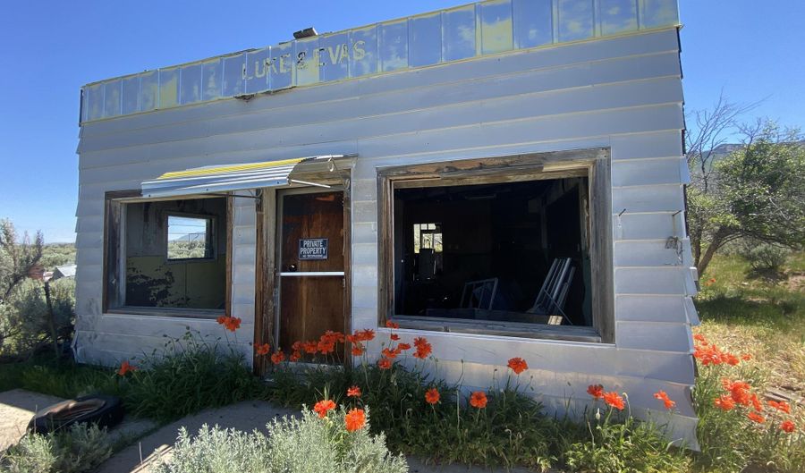 95 E OLD HWY 30, Cokeville, WY 83114 - 3 Beds, 1 Bath