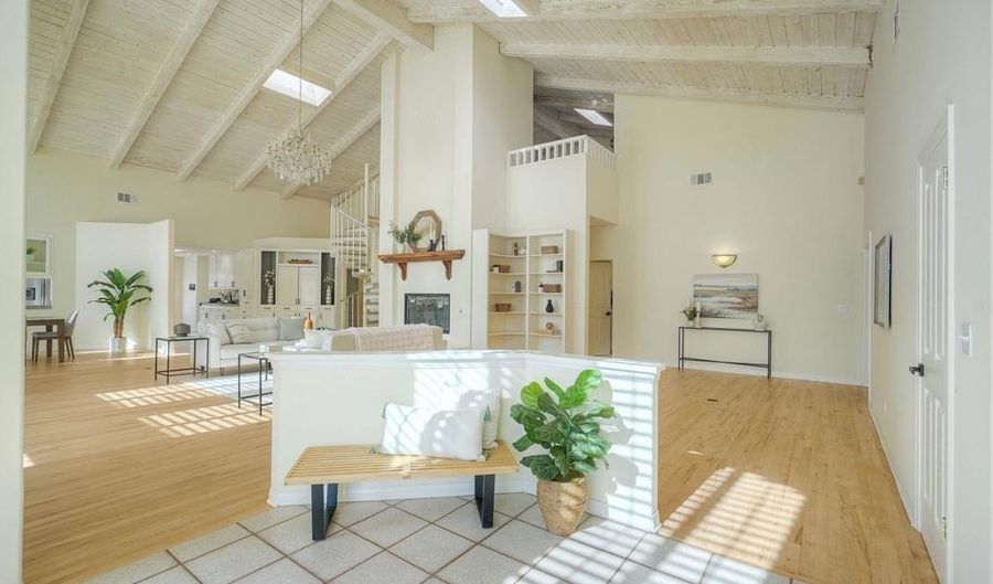 2039 E Mission Rd, Fallbrook, CA 92028 - 3 Beds, 4 Bath