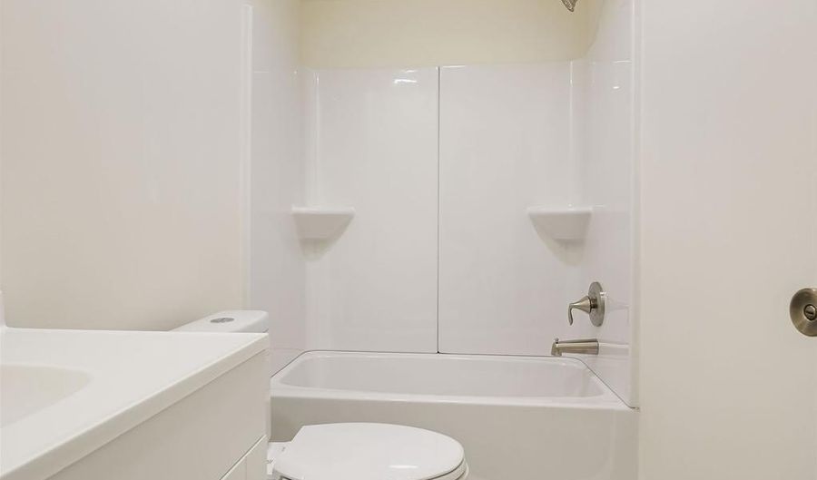 48 N RAILROAD Ave, Greenwood, DE 19950 - 3 Beds, 2 Bath